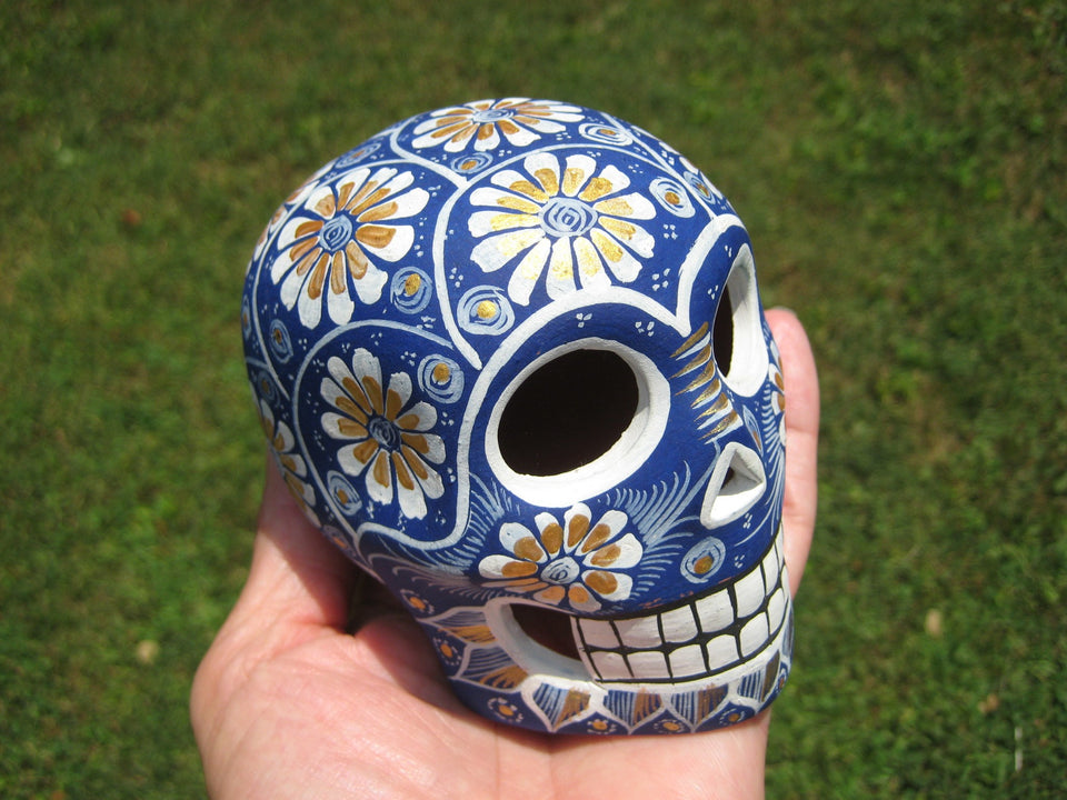 Ceramic Painted Skull Day of the Dead Cuernavaca Mexico A9285