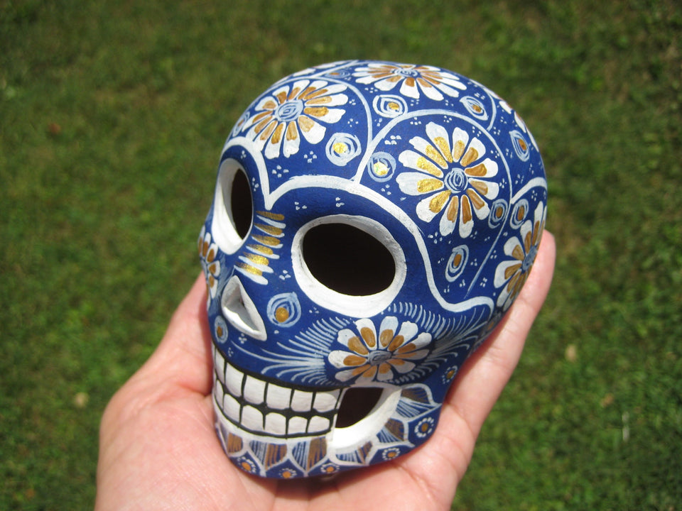 Ceramic Painted Skull Day of the Dead Cuernavaca Mexico A9285