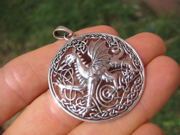 925 Sterling Silver Celtic Dragon Pendant Wicca A46