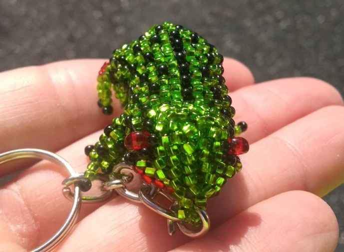 Huichol bead frog keychain Nyarit Mexico fl72