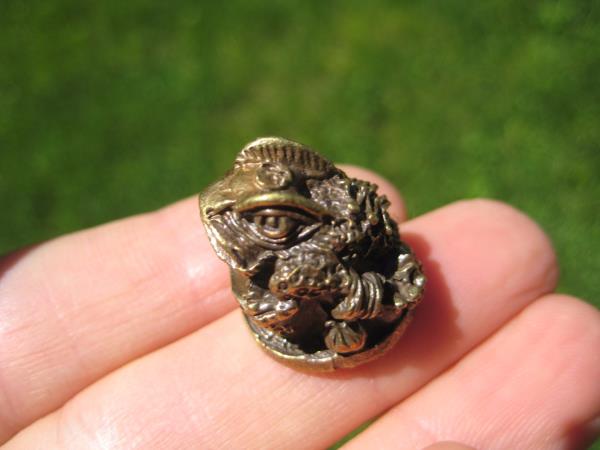 Brass Lucky Toad Frog Thailand Brass Statue Amulet A10 Buy 1 get 1 free