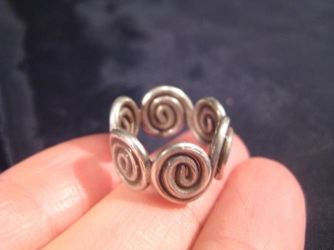 999 Silver Hill Tribe Ring northern Thailand jewelry art size 5 N3866