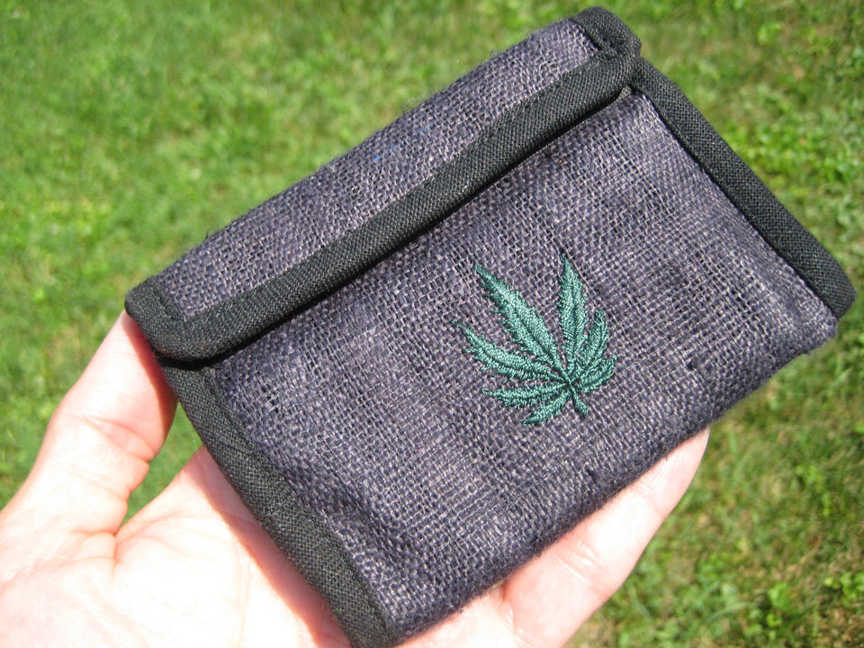 Natural Hemp Marijuana Leaf Wallet  A2756
