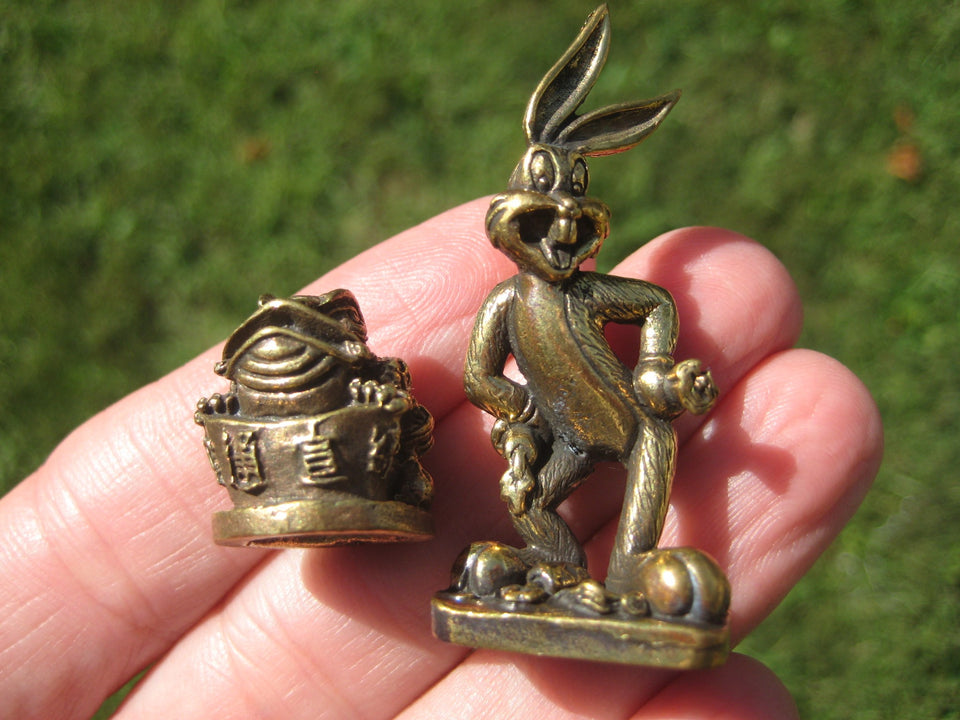 Set 2  Rabit and toad Buddhist Blessing Amulet Statue A2576