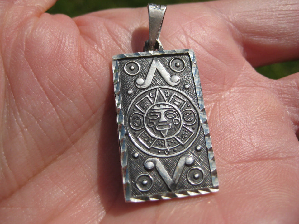 925 Silver Ah Balon Tzacab Mayan Calendar Pendant necklace A2744