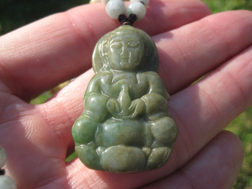 Jadeite Jade Kuan Yin Guan Yin Goddess Of Compassion Pendant A743