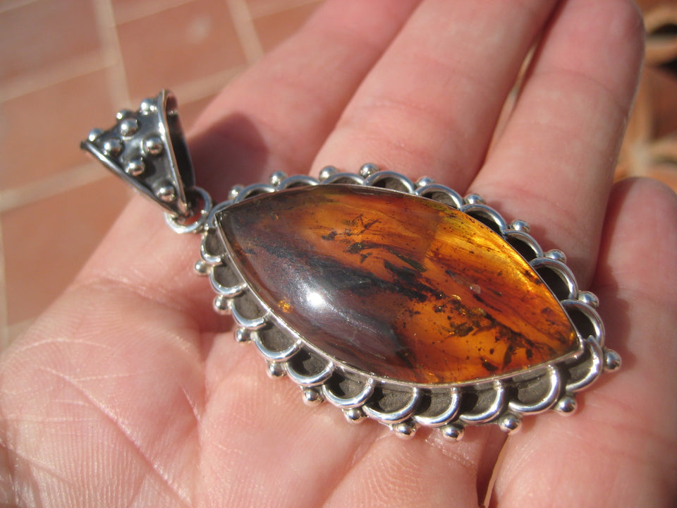 Natural Chiapas  Amber Pendant Taxco Mexico A2752