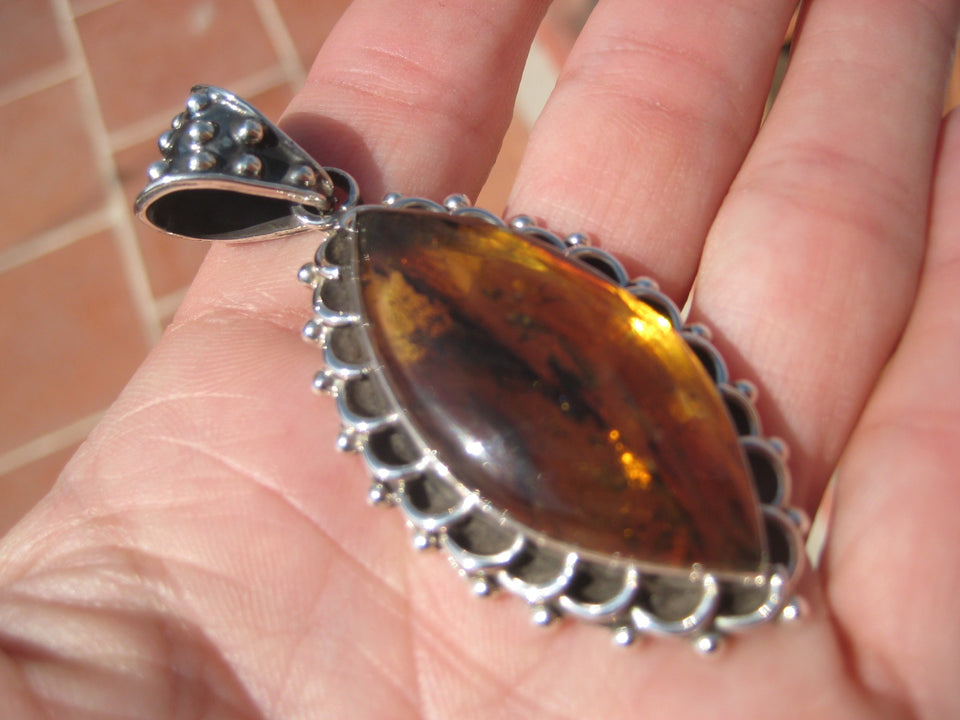 Natural Chiapas  Amber Pendant Taxco Mexico A2752