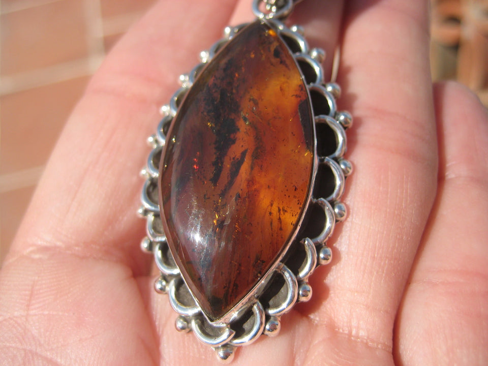 Natural Chiapas  Amber Pendant Taxco Mexico A2752