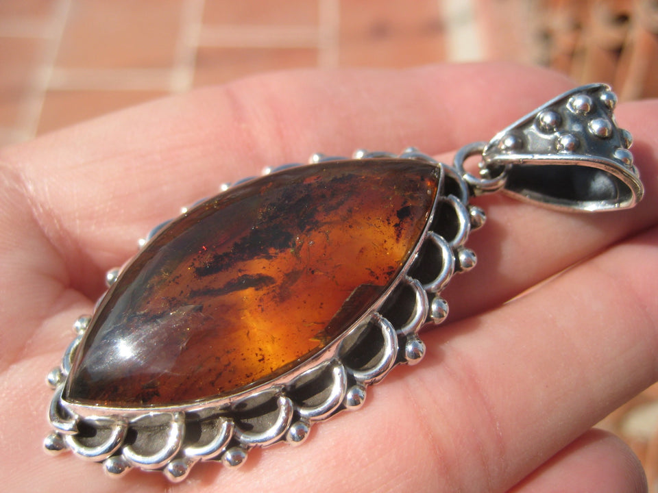Natural Chiapas  Amber Pendant Taxco Mexico A2752