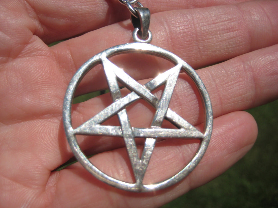 Large 925 Sterling Silver Wicca Inverted Pentagram Pendant A2574 ( Discounted )
