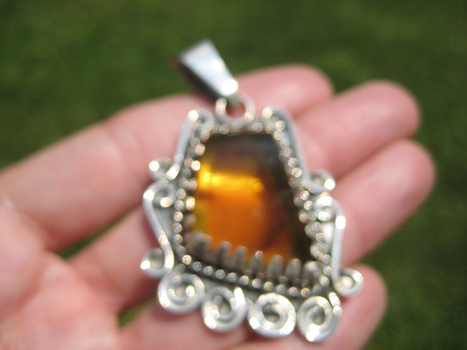 925 Silver Chiapas Amber Pendant Necklace Taxco Mexico A2849