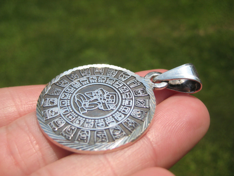 925 Silver Mayan Calendar Pendant Taxco Mexico A2749