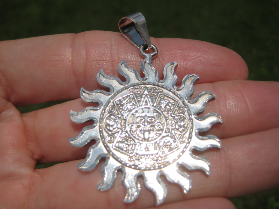 950 Silver Mayan Aztec Calendar Sun Pendant Necklace Taxco Mexico A2744