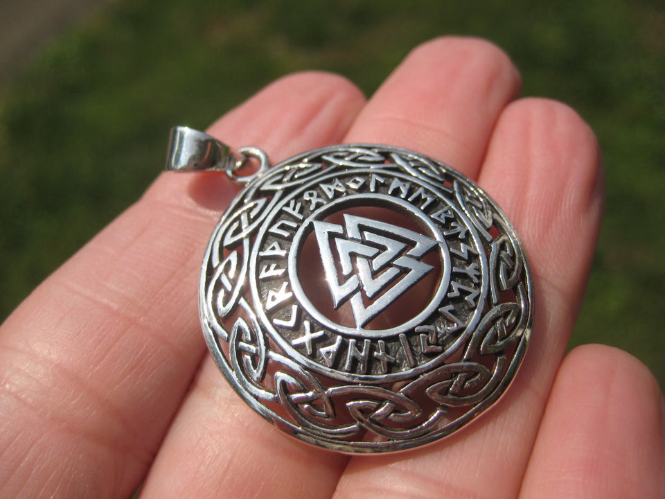 925 Silver Valknut Triquetra Triangle Norse Viking Germanic Runes  Pendant A2765