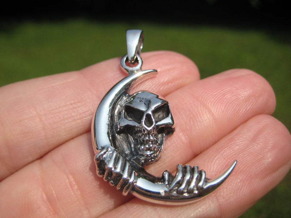 925 Silver Skull and Moon Pendant Necklace Thailand Jewelry Art A6377