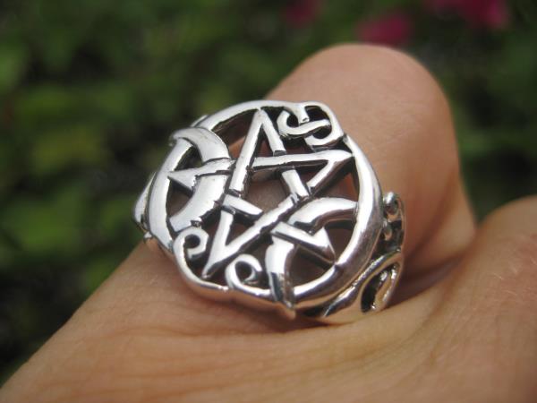 925 Sterling Silver star and moon Pentagram Ring Thailand Jewelry Art A12