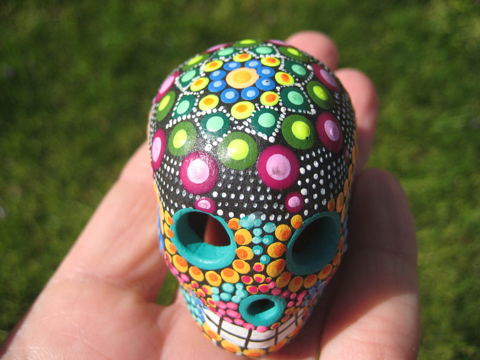 Ceramic Painted Skull Day of The Dead Pinta de Agua Taxco Mexico A8266