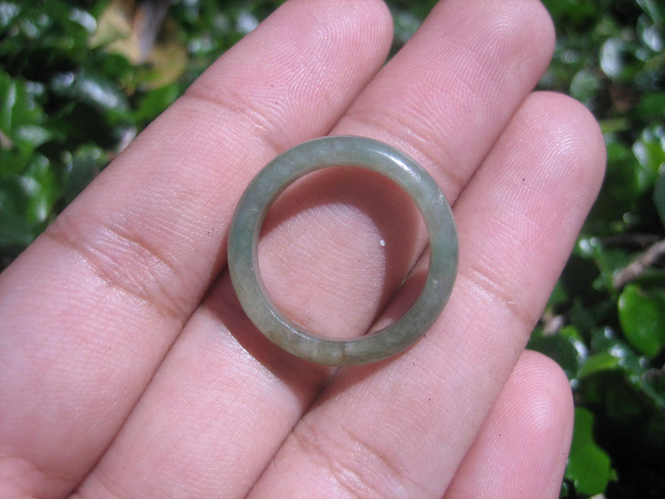 Natural Jadeite Jade ring Thailand jewelry stone mineral size  7 US   E 59116