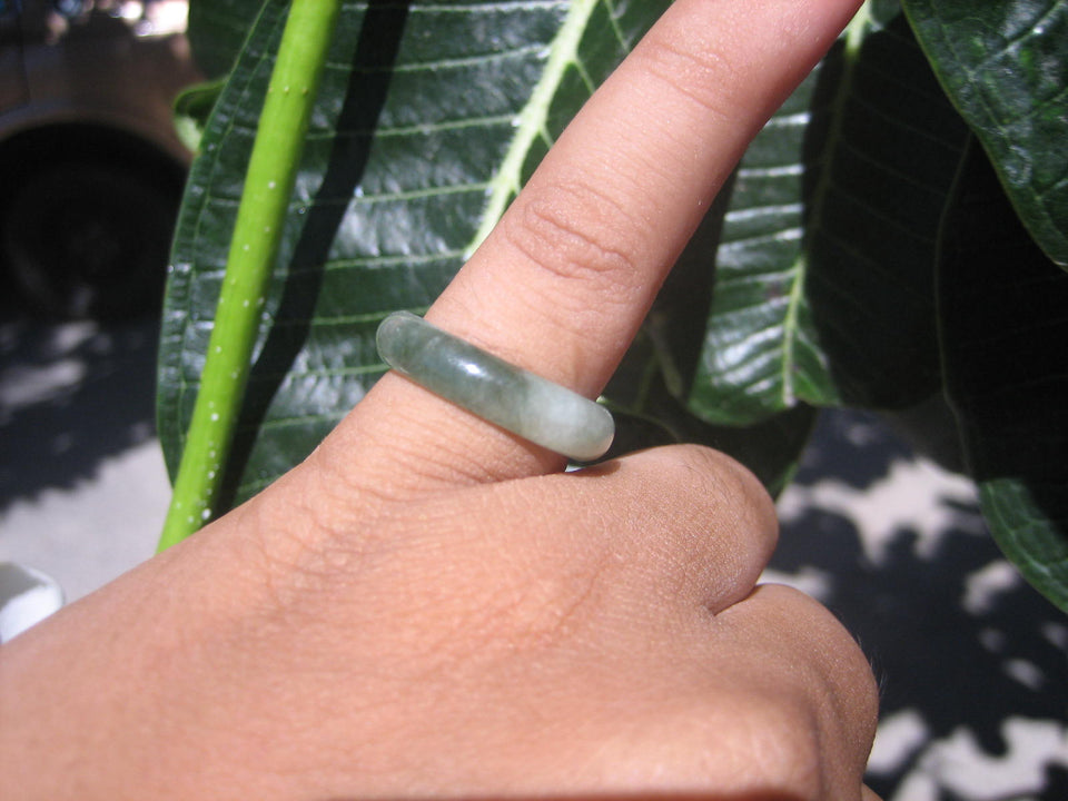 Natural Jadeite Jade ring Thailand jewelry stone mineral size  7 US   E 59111