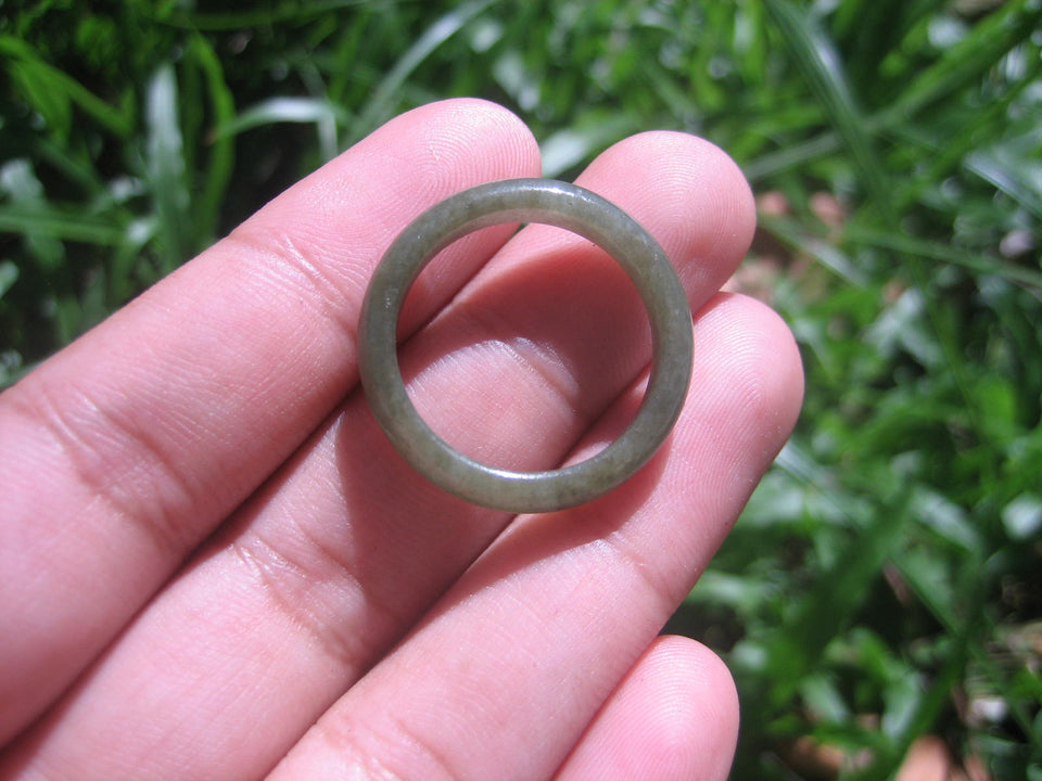 Natural Jadeite Jade ring Thailand jewelry stone mineral size  9.25 US   E 59108