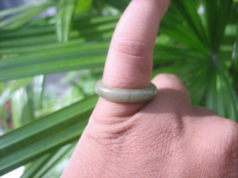 Natural Jadeite Jade ring Thailand jewelry stone mineral size  7 US   E 59144