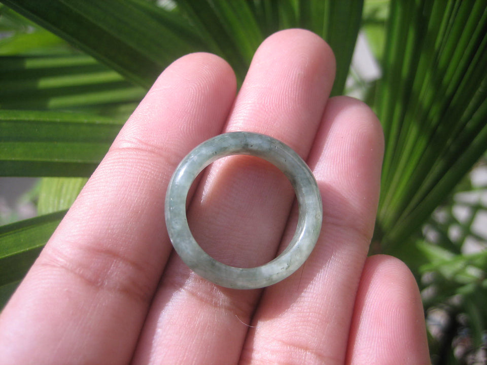 Natural Jadeite Jade ring Thailand jewelry stone mineral size  6.75 US   E 59146