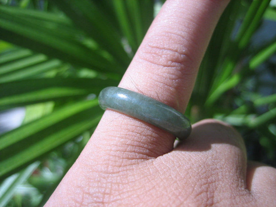 Natural Jadeite Jade ring Thailand jewelry stone mineral size  7.5 US   E 59169