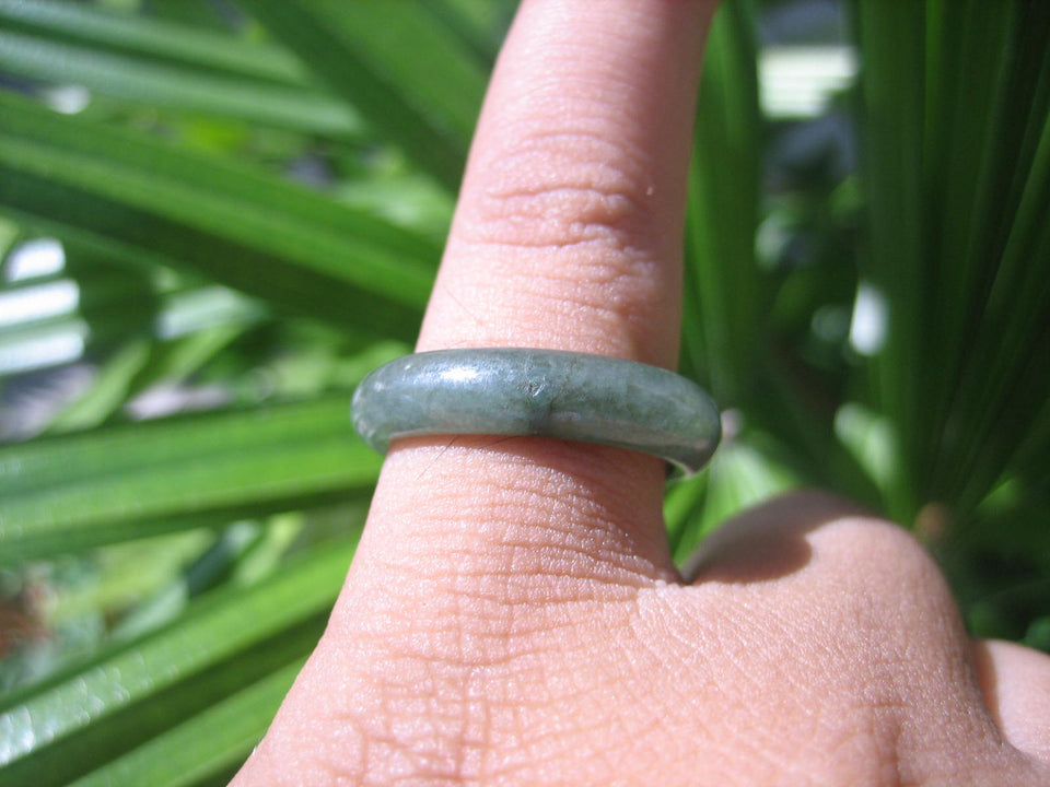 Natural Jadeite Jade ring Thailand jewelry stone mineral size  7 US   E 59164
