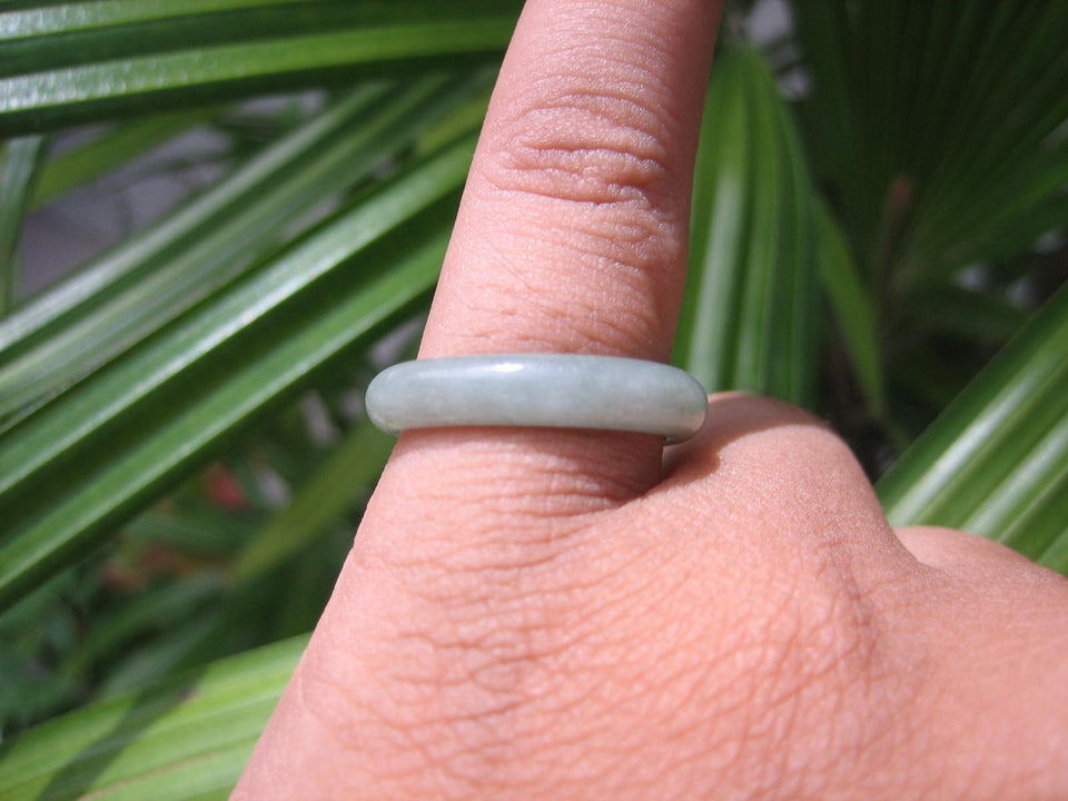 Natural Jadeite Jade ring Thailand jewelry stone mineral size  7.5 US   E 59177