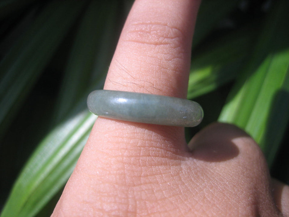 Natural Jadeite Jade ring Thailand jewelry stone mineral size  7.25 US  EA 024