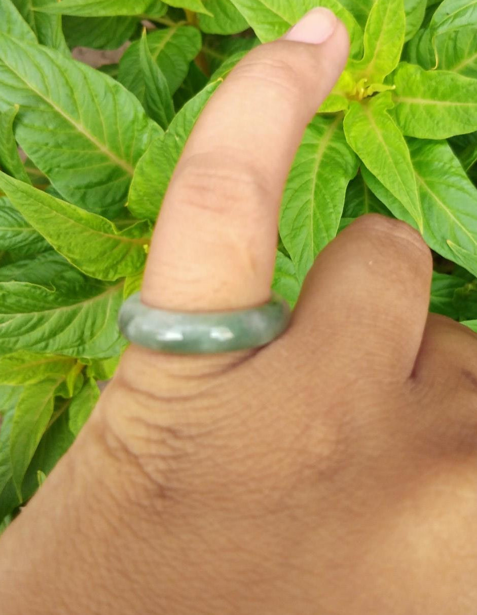 Natural Jadeite Jade ring Thailand jewelry stone mineral size  7.5 US  EB 075
