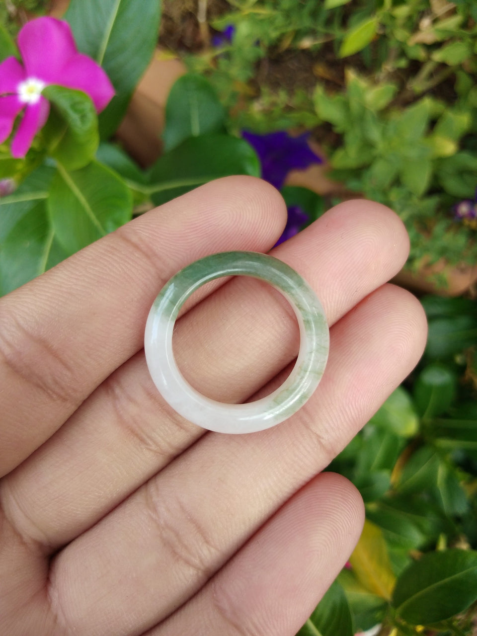 Natural Jadeite Jade ring Thailand jewelry stone mineral size  7.75 US  EB 066