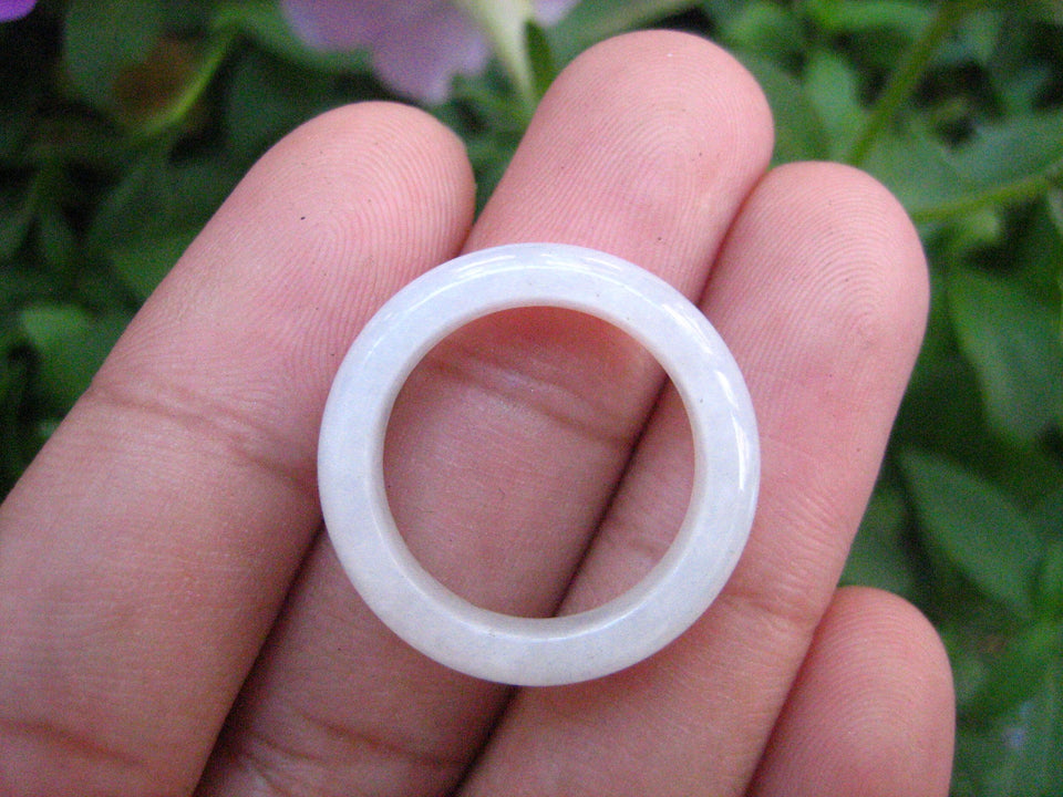Natural Jadeite Jade ring Thailand jewelry stone mineral size  6.5 US  EB 111
