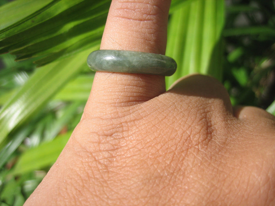 Natural Jadeite Jade ring Thailand jewelry stone mineral size 7 US  EA 096