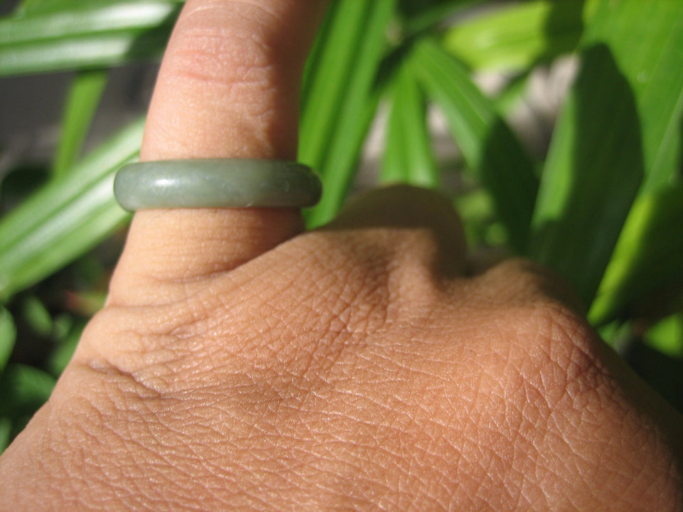 Natural Jadeite Jade ring Thailand jewelry stone mineral size 7 US  EA 095