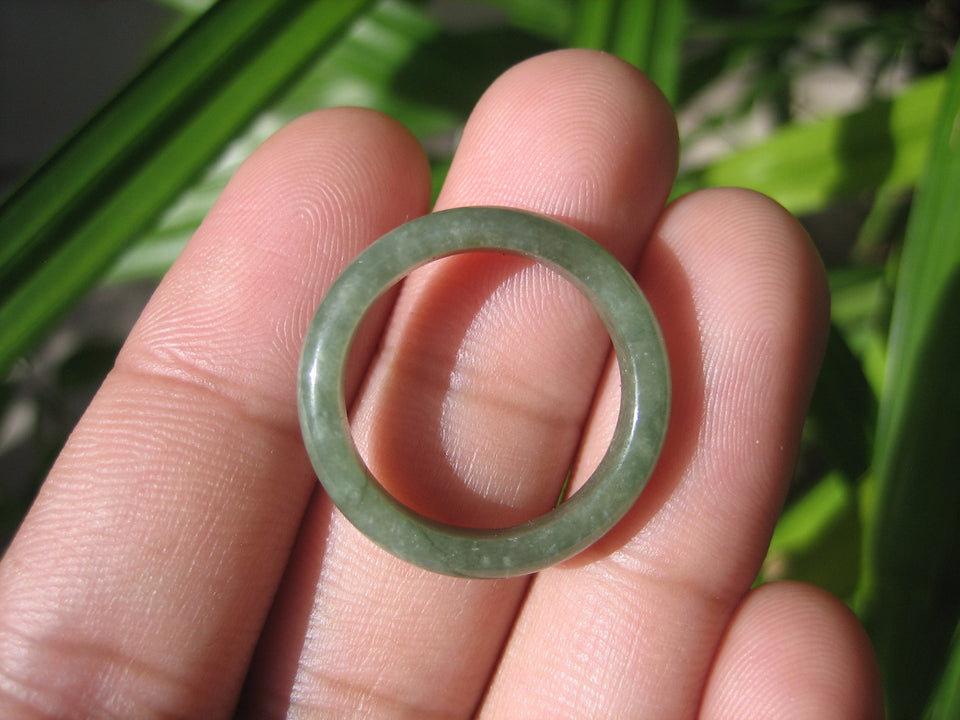 Natural Jadeite Jade ring Thailand jewelry stone mineral size 7 US  EA 094