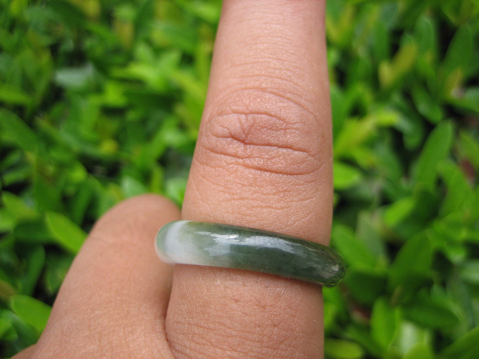 Natural Jadeite Jade ring Thailand jewelry stone mineral size  9.5 US  EB 040