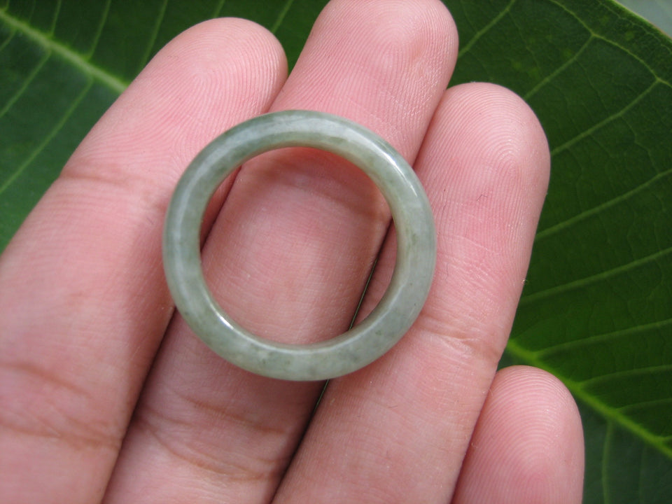 Natural Jadeite Jade ring Thailand jewelry stone mineral size  7.25 US  EB 054