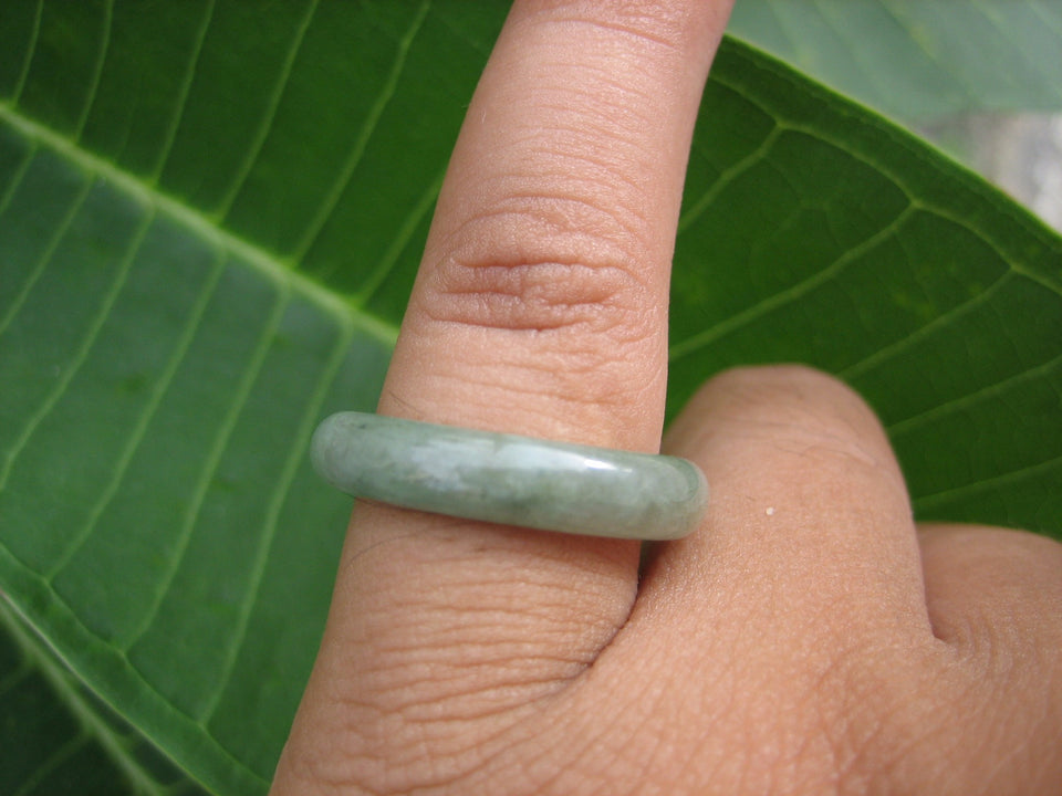 Natural Jadeite Jade ring Thailand jewelry stone mineral size  7.25 US  EB 054