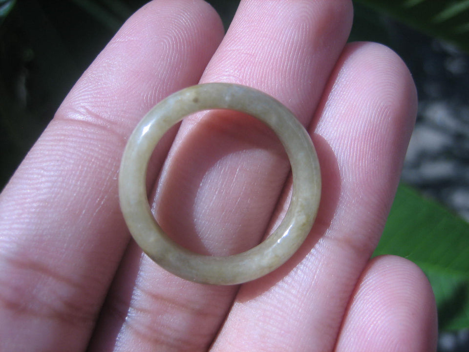 Natural Jadeite Jade ring Thailand jewelry stone mineral size 6.5 US   E 5934