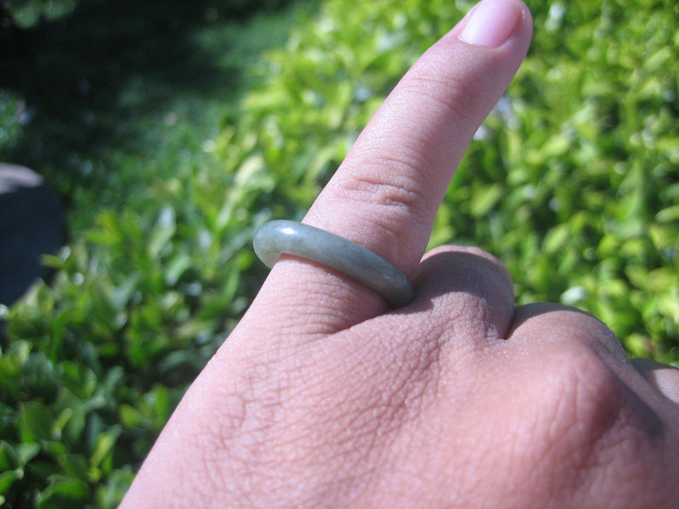 Natural Jadeite Jade ring Thailand jewelry stone mineral size 7 US   E 5937