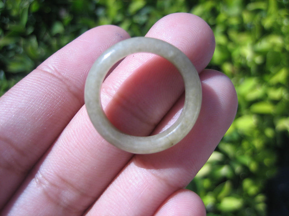 Natural Jadeite Jade ring Thailand jewelry stone mineral size 6.5 US   E 5943