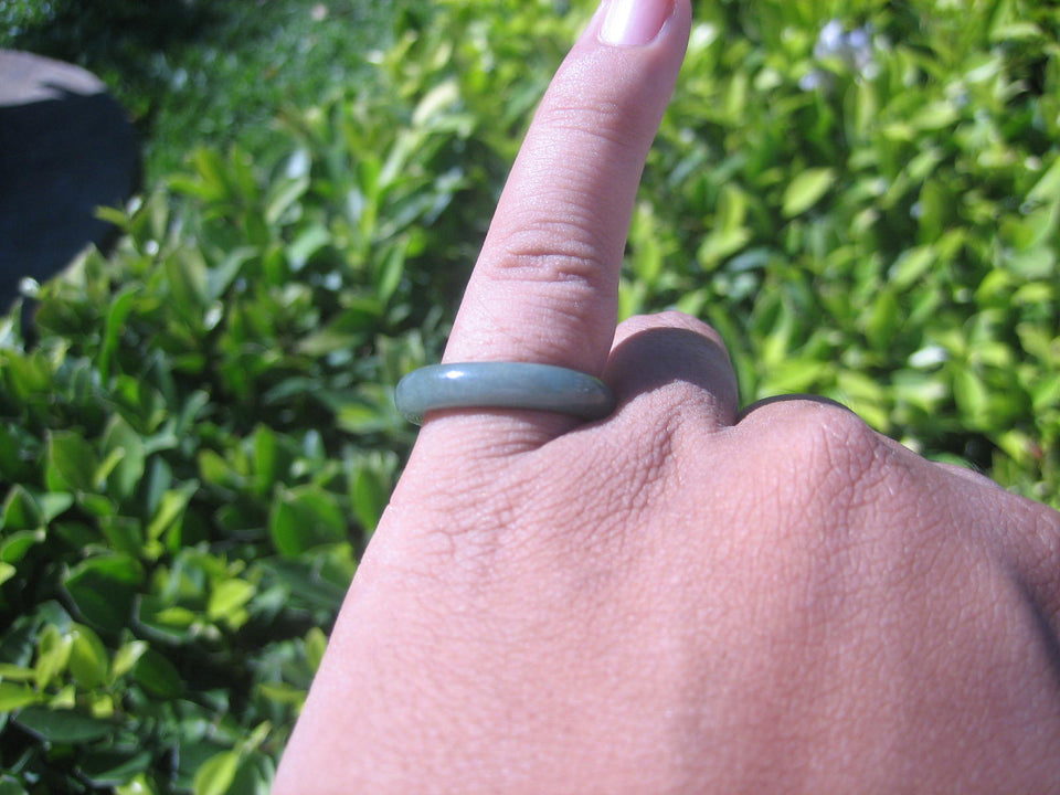 Natural Jadeite Jade ring Thailand jewelry stone mineral size 7 US   E 5940