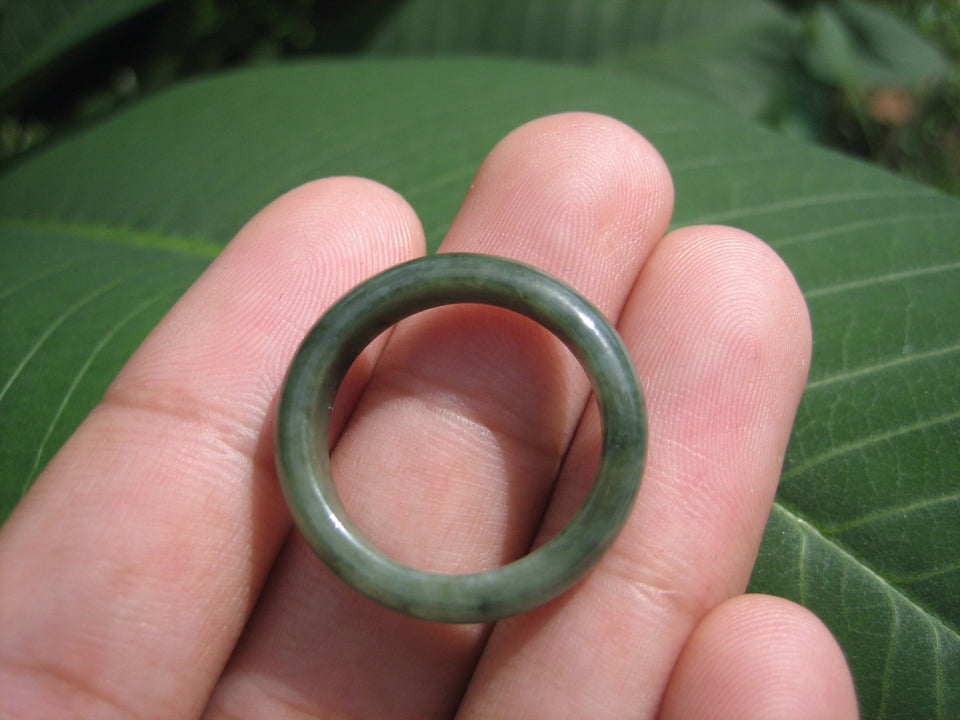 Natural Jadeite Jade ring Thailand jewelry stone mineral size 7 US  EA 076