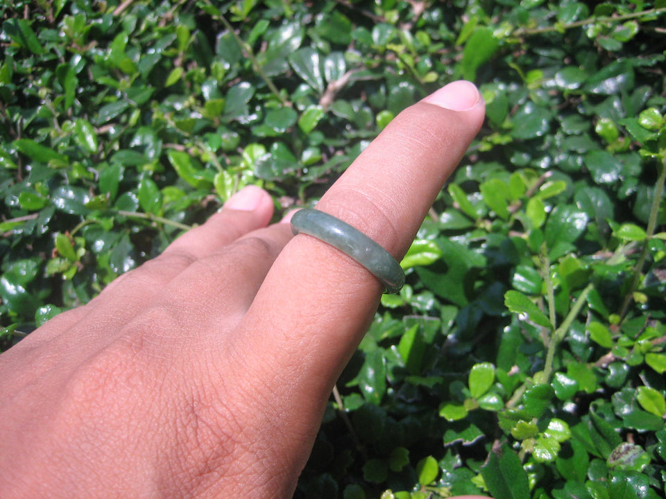 Natural Jadeite Jade ring Thailand jewelry stone mineral size 7 US   E 5969