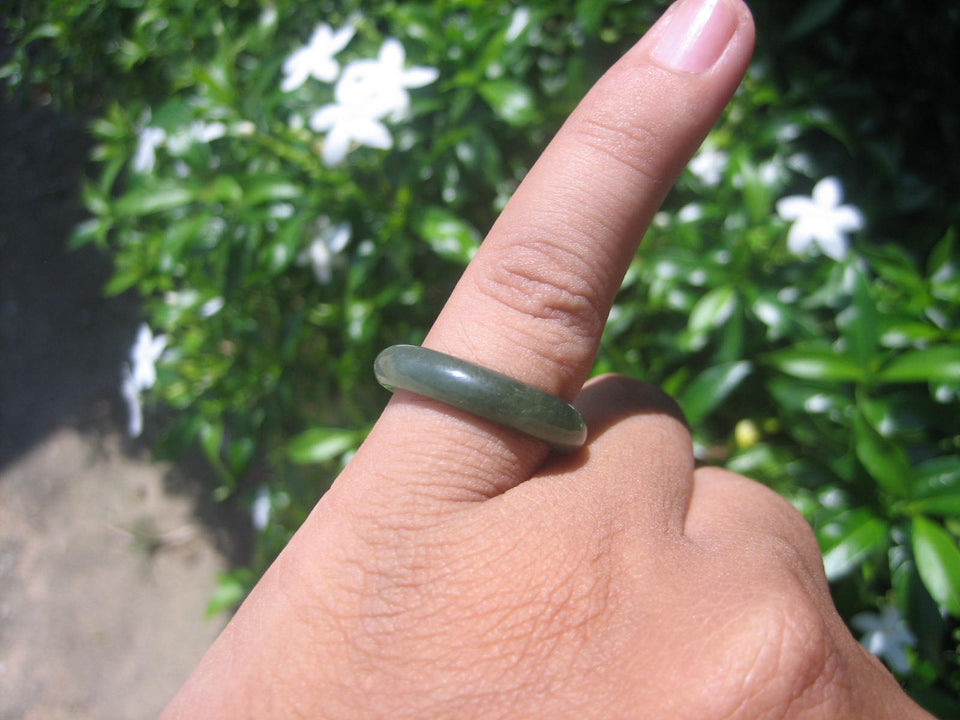 Natural Jadeite Jade ring Thailand jewelry stone mineral size 7 US   E 5977