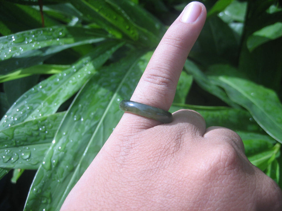 Natural Jadeite Jade ring Thailand jewelry stone mineral size 7 US   E 5986