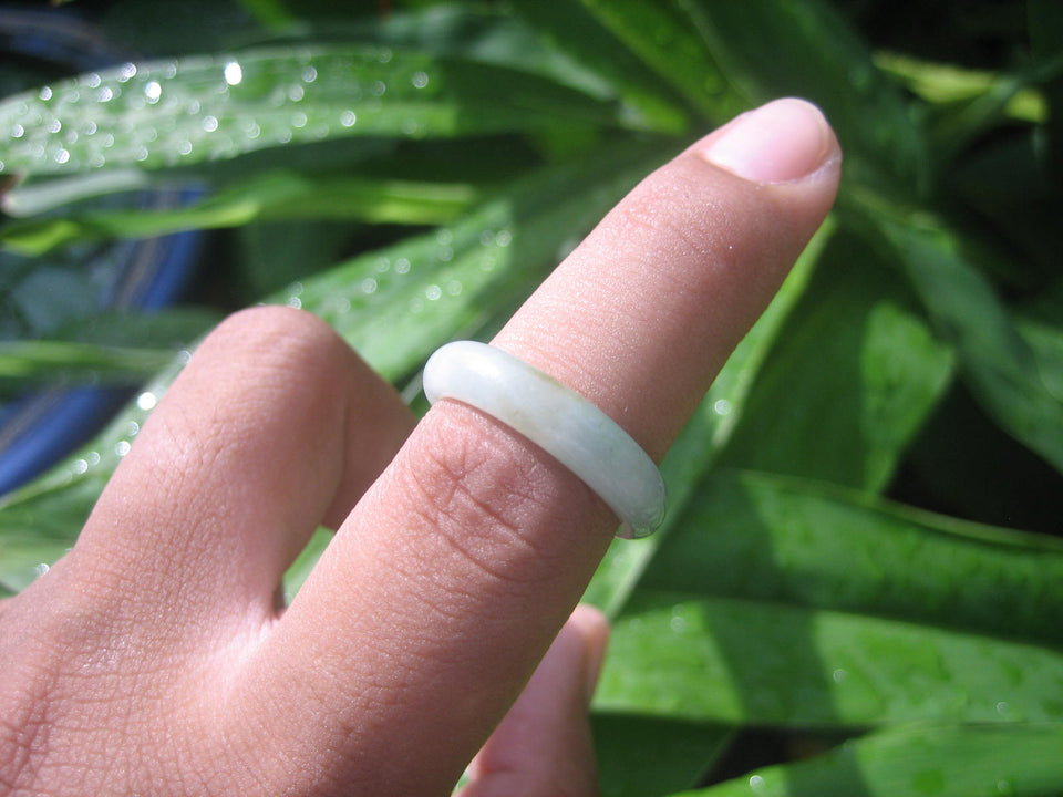Natural Jadeite Jade ring Thailand jewelry stone mineral size 7 US   E 5984