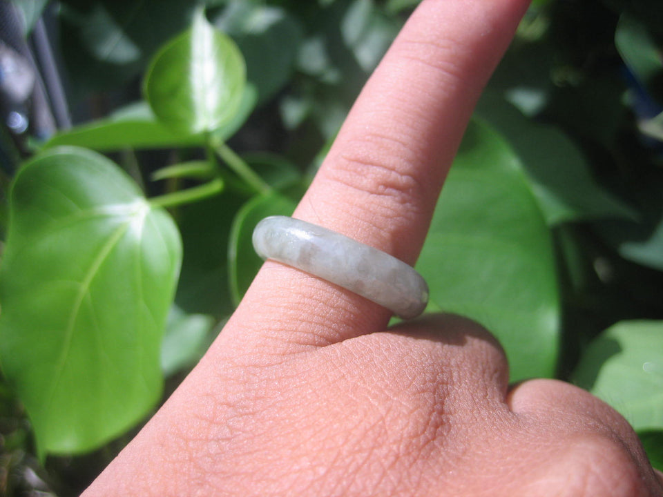 Natural Jadeite Jade ring Thailand jewelry stone mineral size 7 US   E 5982
